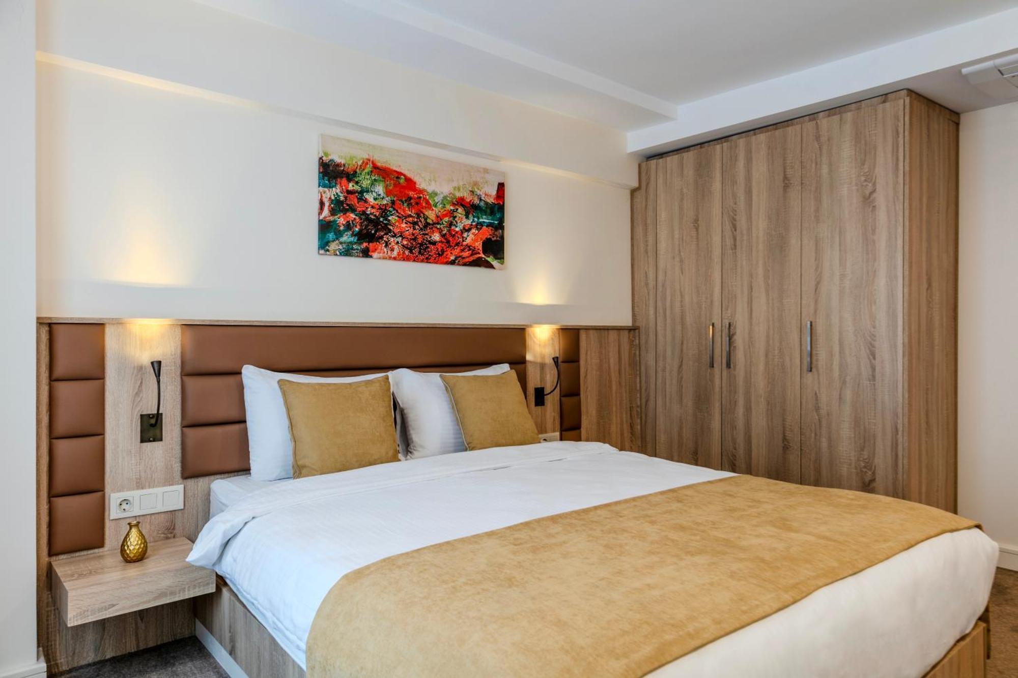 Roys Hotel & Suites Provincia di Provincia di Istanbul Esterno foto