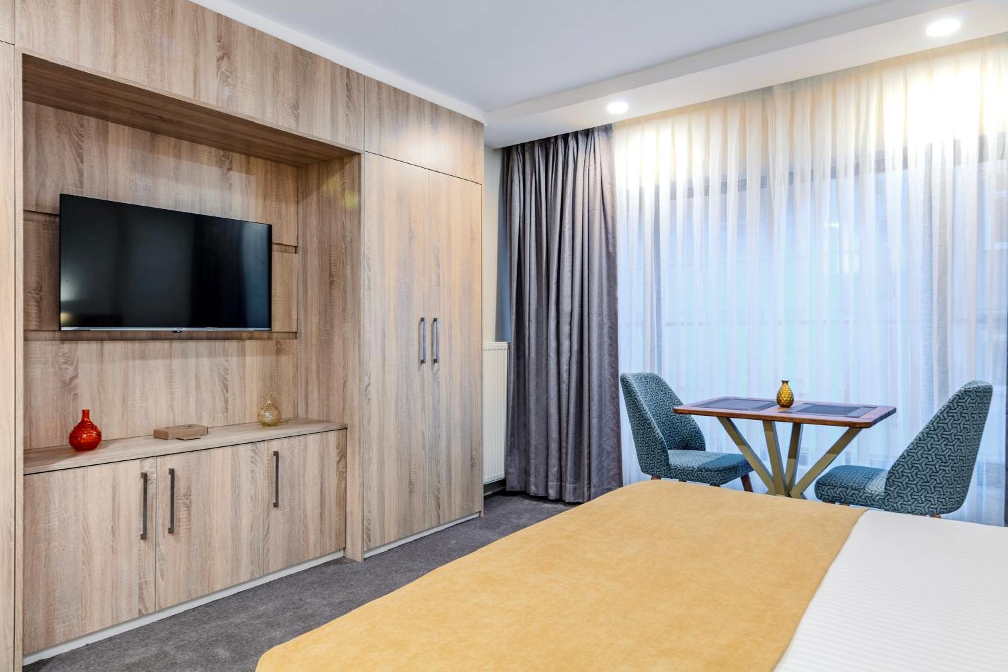 Roys Hotel & Suites Provincia di Provincia di Istanbul Esterno foto