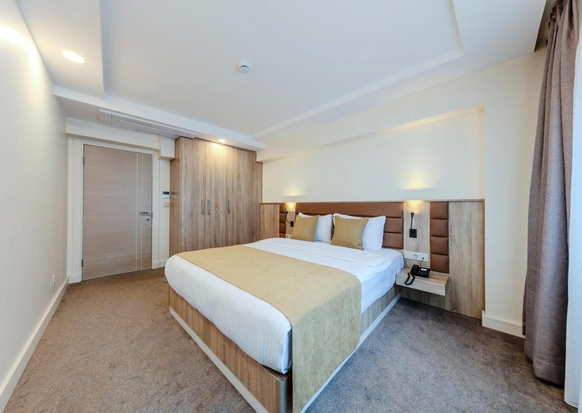 Roys Hotel & Suites Provincia di Provincia di Istanbul Esterno foto