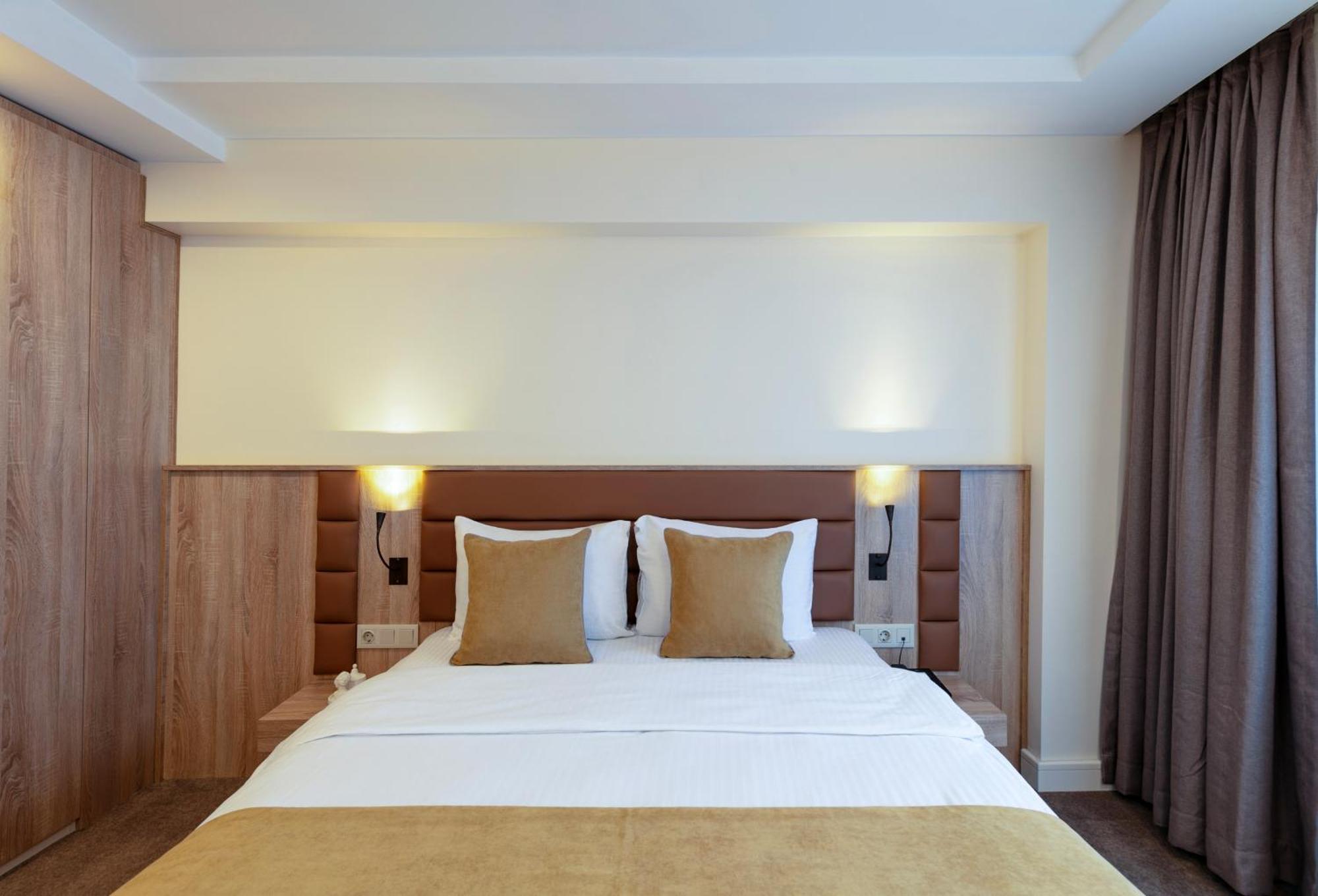 Roys Hotel & Suites Provincia di Provincia di Istanbul Esterno foto