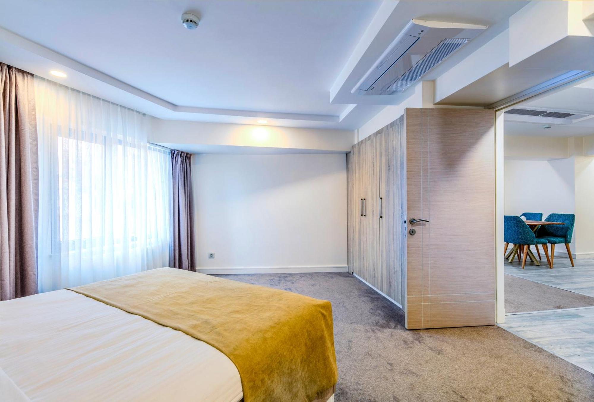 Roys Hotel & Suites Provincia di Provincia di Istanbul Esterno foto